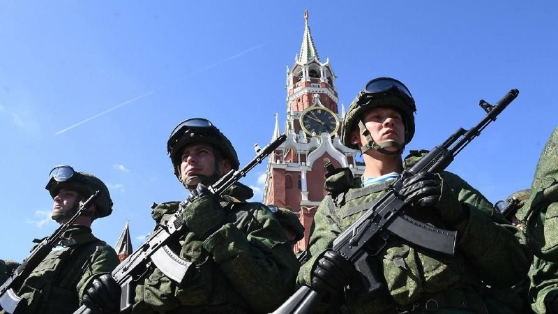 Путин установил штатную численность Вооруженных сил РФ в количестве 2 209 130...
